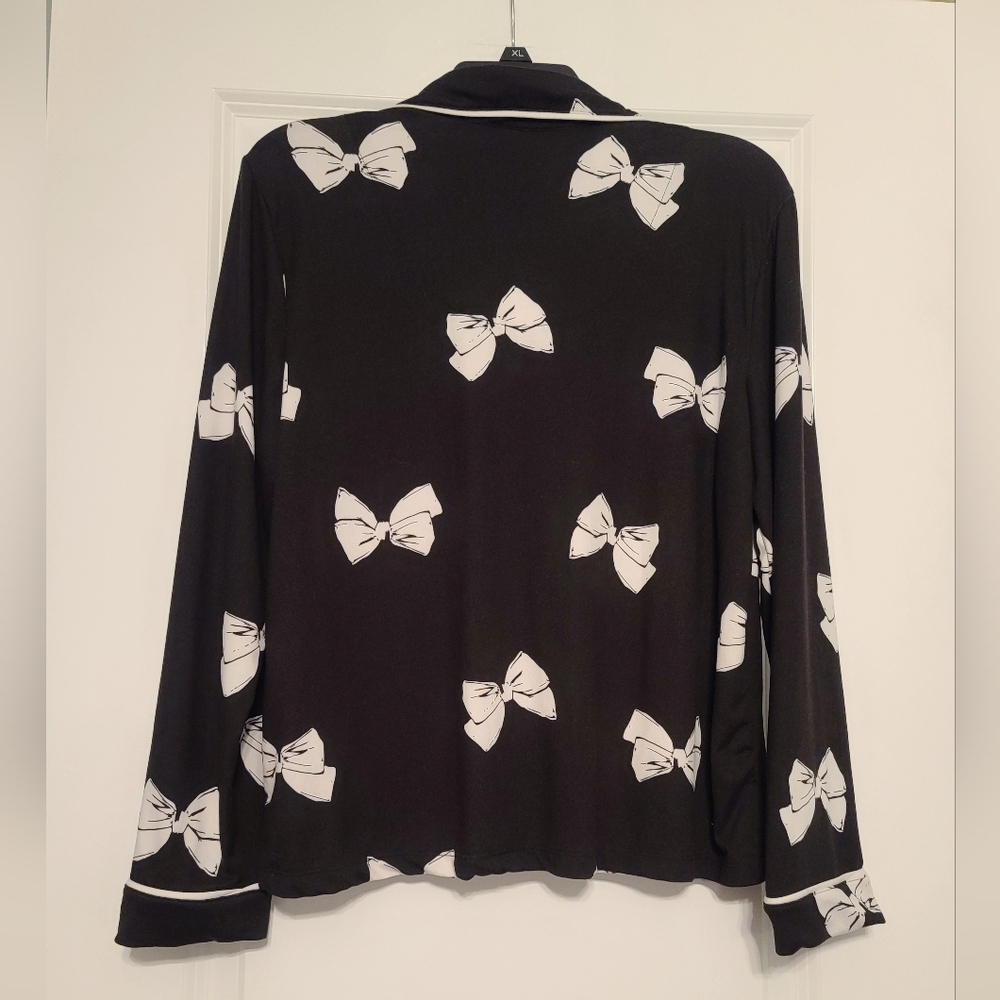 Women's Kate Spade Long-Sleeve/Pants Pajama Set, Size Medium, EC - Picture 7 of 10
